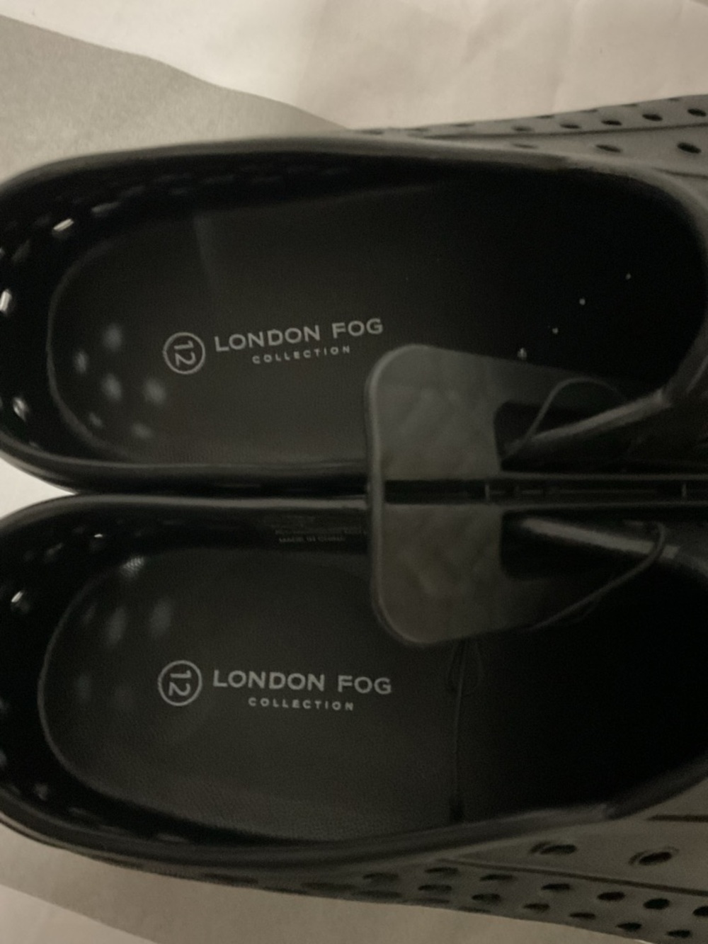 London Fog Black Perforated Slip-On beach shoe Men’s 12 Women’s 13.5-14 New - Picture 3 of 5